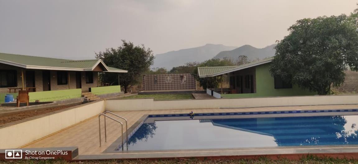 The Avi'S Village Chinchavli Luaran gambar